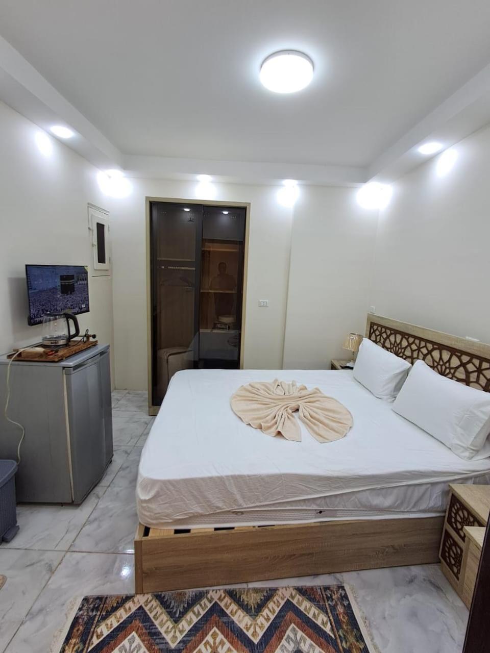 Pyramids East Inn Kafret el-Gabal Exterior photo